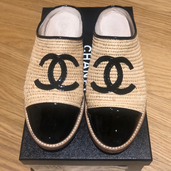 chanel espadrilles barneys